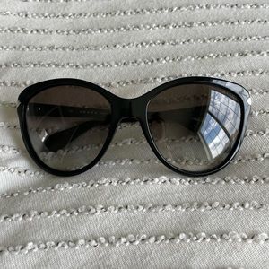 PRADA - sunglasses SPR15P